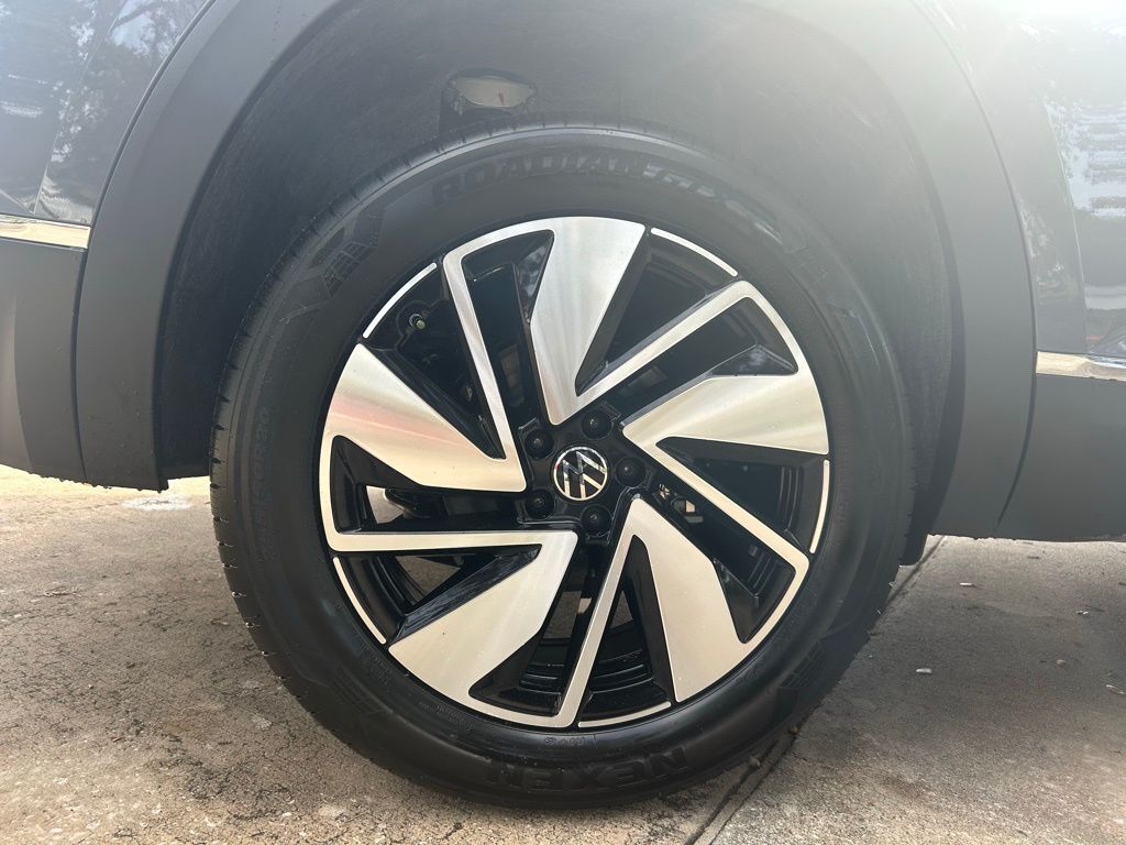 2026 Volkswagen Atlas 2.0T SEL Tampa FL