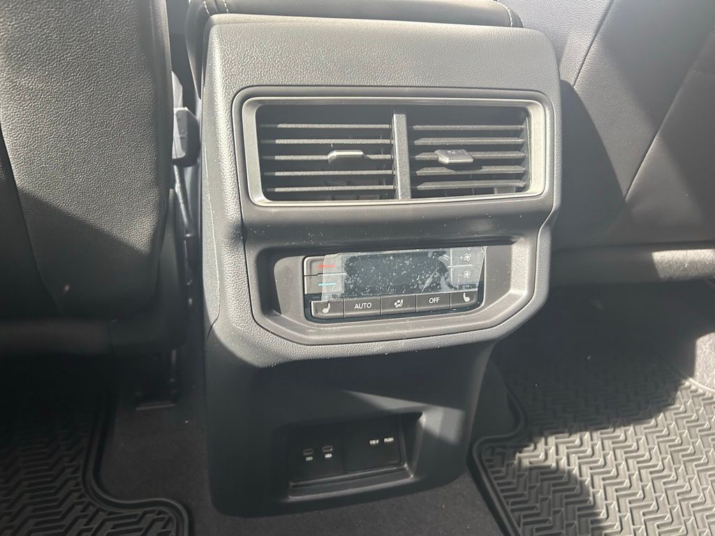 2026 Volkswagen Atlas 2.0T SEL Tampa FL