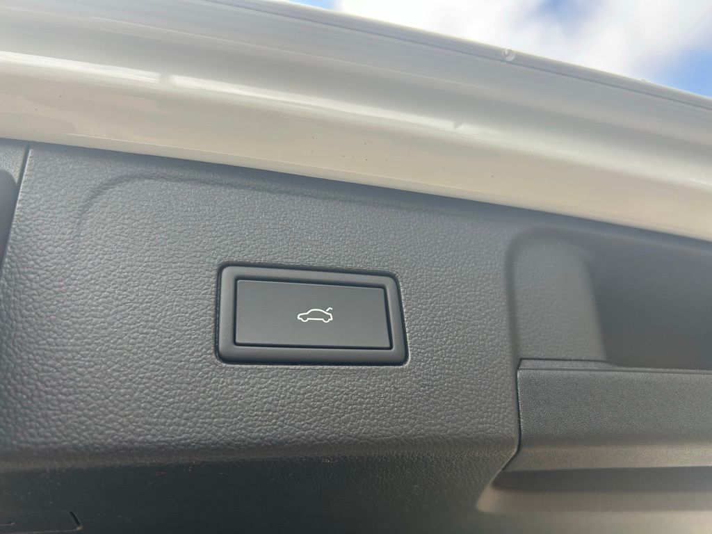 2026 Volkswagen Atlas 2.0T SEL Tampa FL