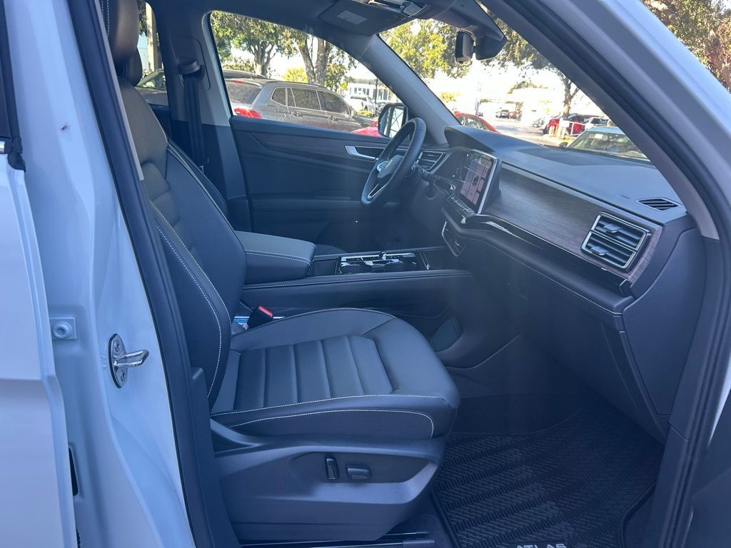 2026 Volkswagen Atlas 2.0T SEL Tampa FL