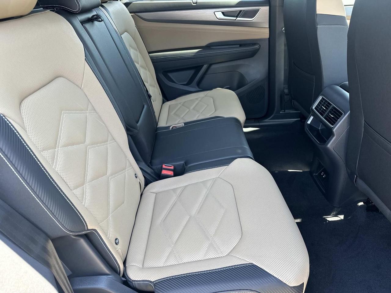 2026 Volkswagen Atlas Cross Sport 2.0T SE w/Technology Woodbridge VA