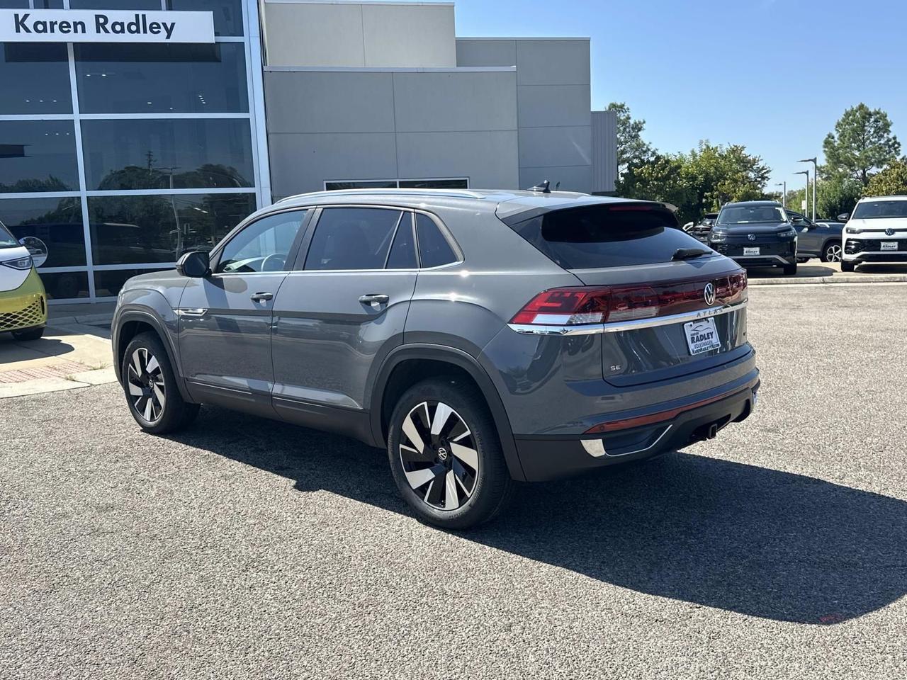 2026 Volkswagen Atlas Cross Sport 2.0T SE w/Technology Woodbridge VA