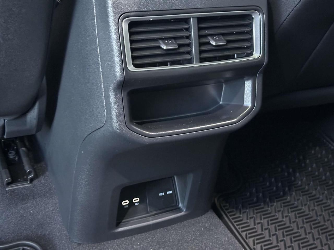 2026 Volkswagen Atlas Cross Sport 2.0T SE w/Technology Woodbridge VA