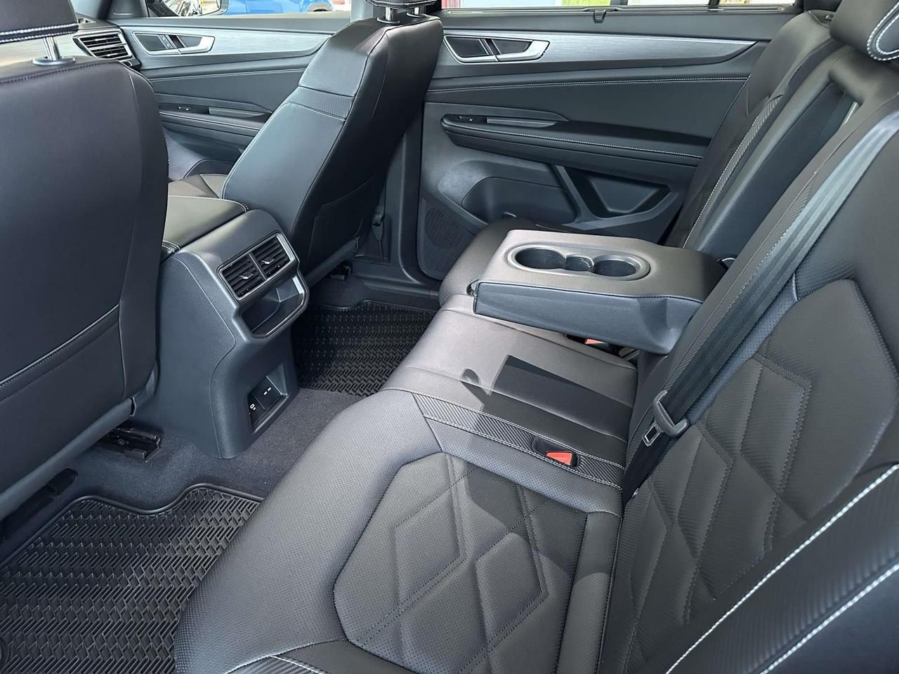 2026 Volkswagen Atlas Cross Sport 2.0T SE w/Technology Woodbridge VA