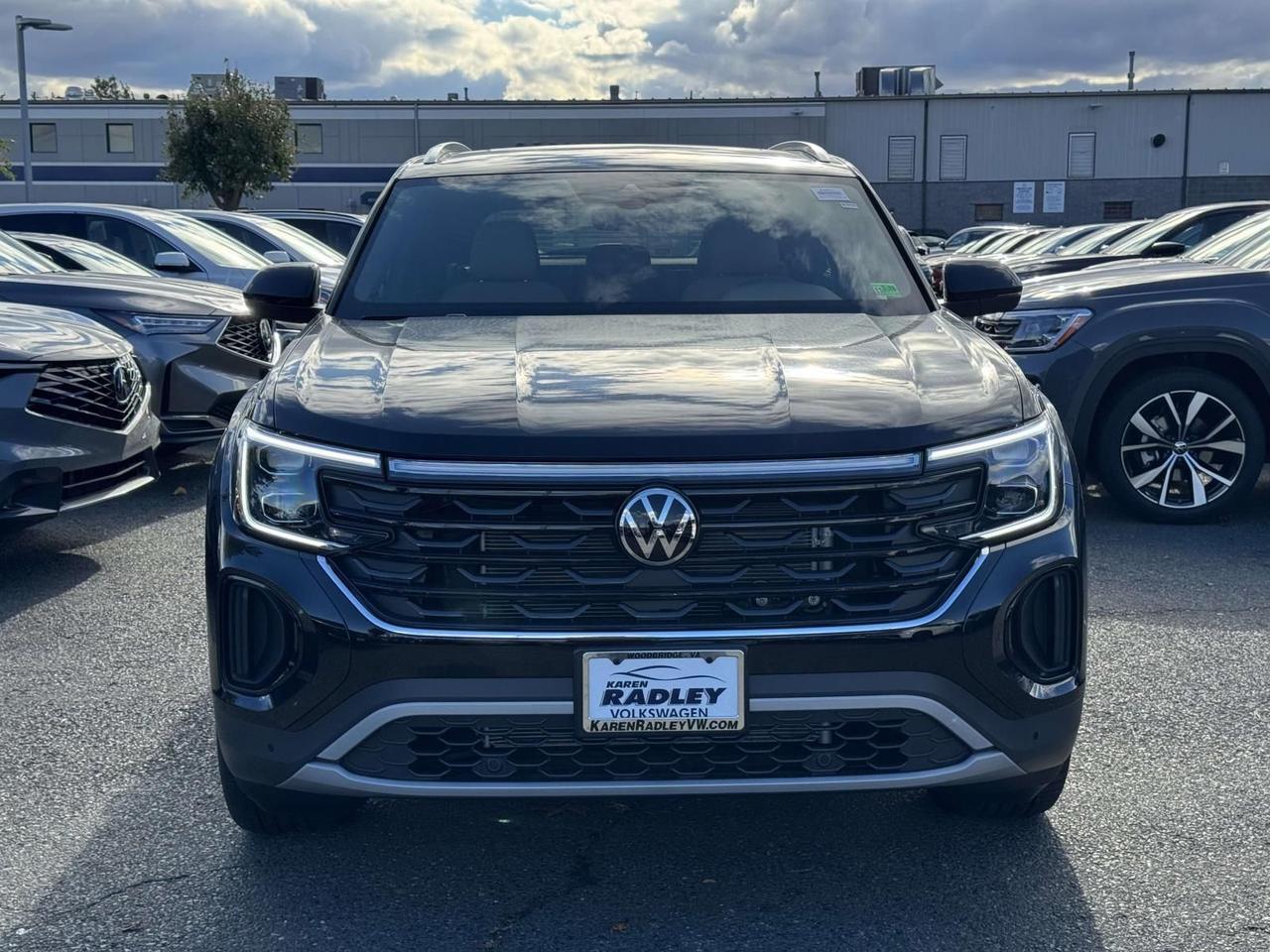 2026 Volkswagen Atlas Cross Sport 2.0T SE w/Technology Woodbridge VA