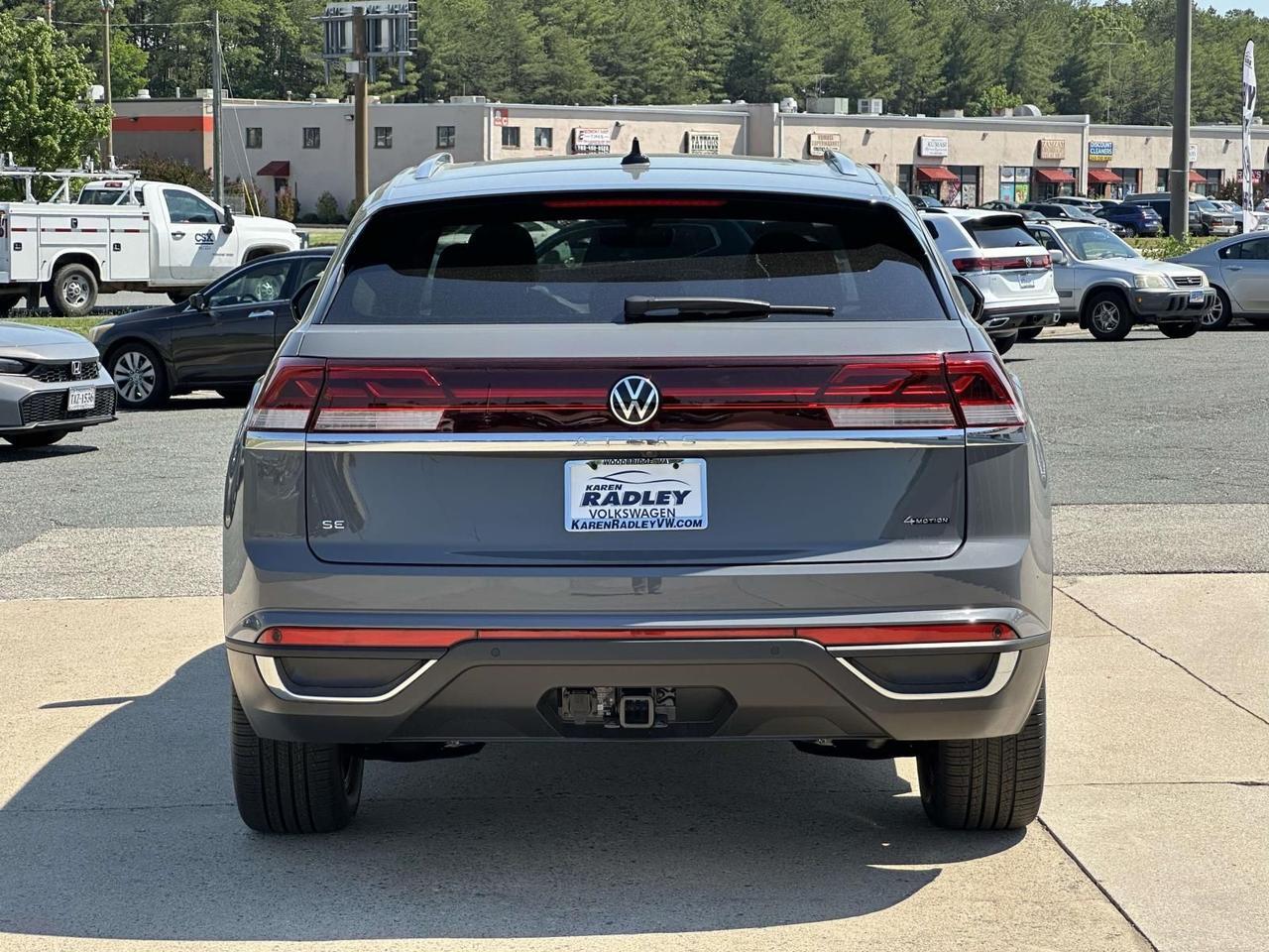 2026 Volkswagen Atlas Cross Sport 2.0T SE w/Technology