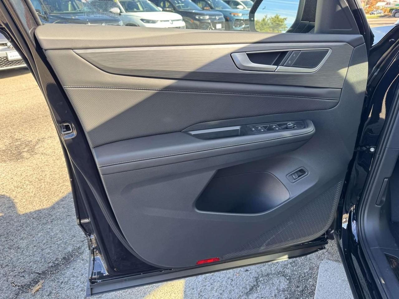 2026 Volkswagen Atlas Cross Sport 2.0T SE w/Technology Woodbridge VA