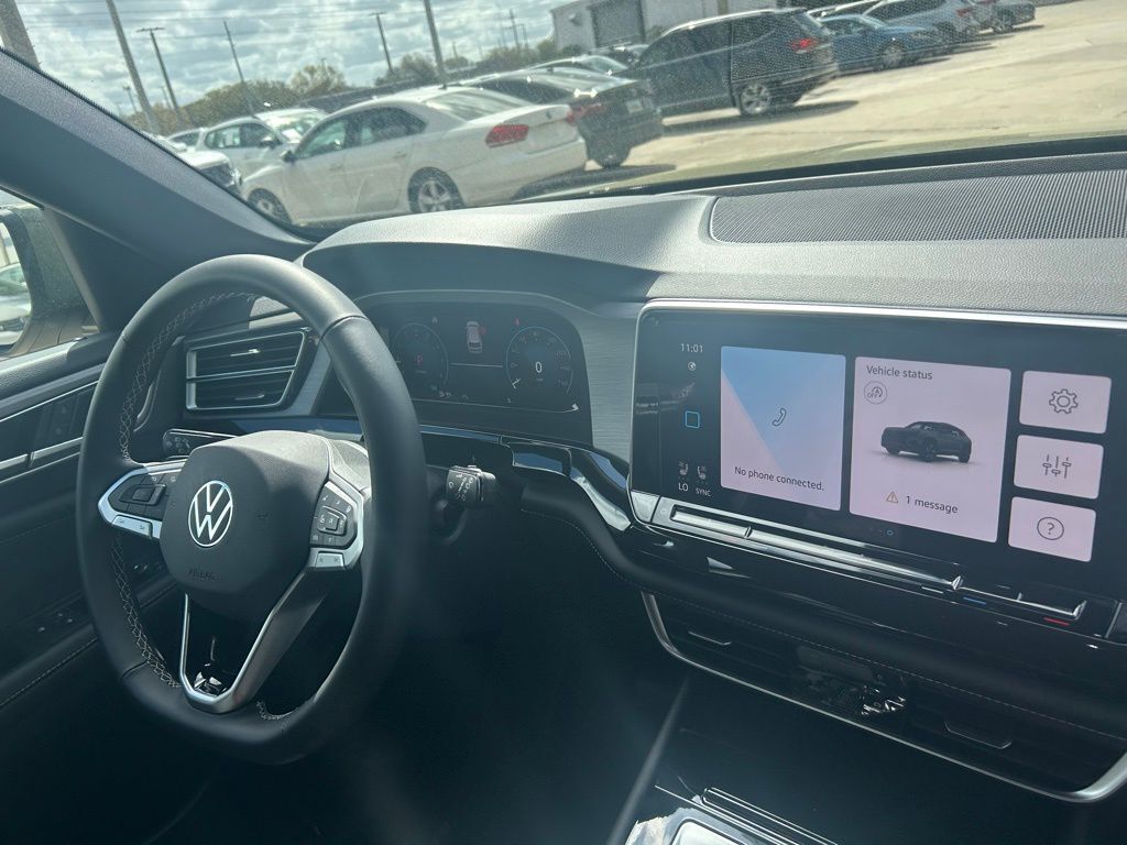 2026 Volkswagen Atlas Cross Sport 2.0T SE w/Technology Tampa FL