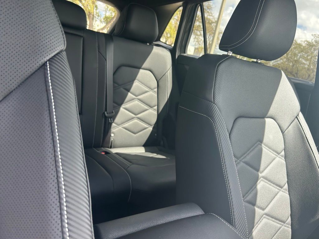 2026 Volkswagen Atlas Cross Sport 2.0T SE w/Technology Tampa FL