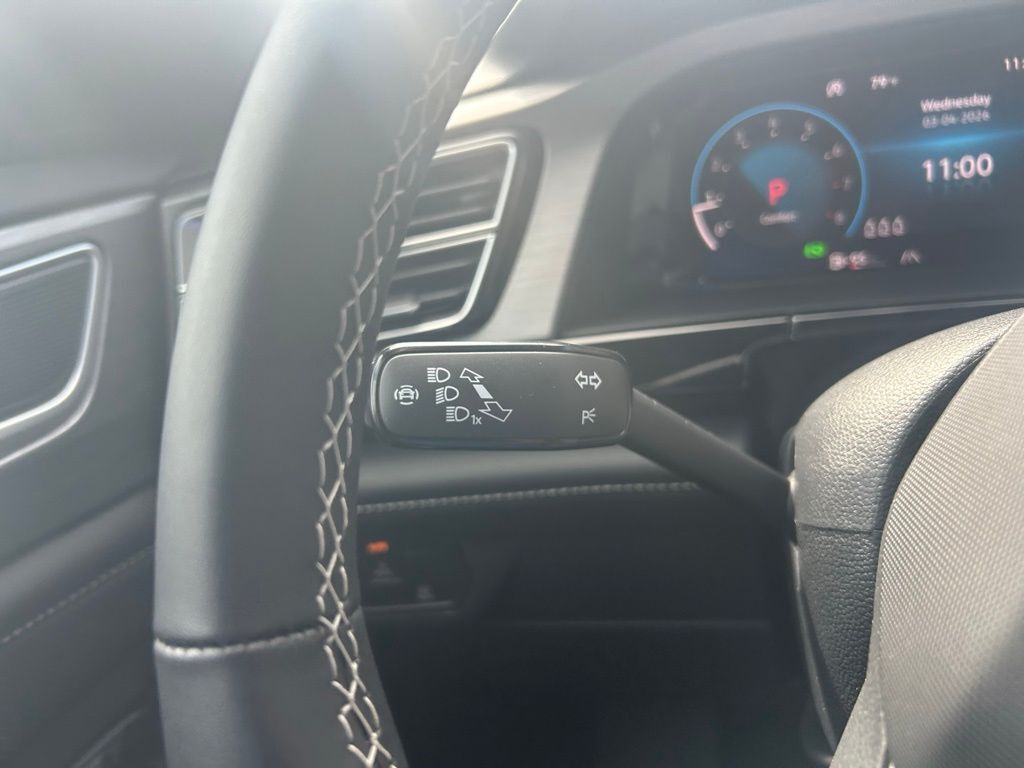 2026 Volkswagen Atlas Cross Sport 2.0T SE w/Technology Tampa FL