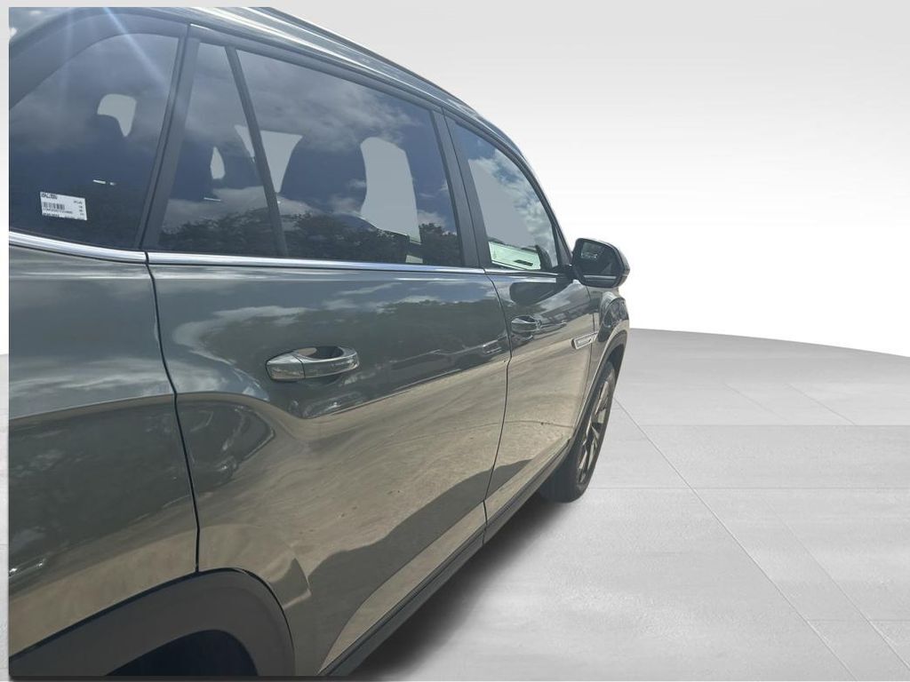 2026 Volkswagen Atlas Cross Sport 2.0T SE w/Technology Tampa FL