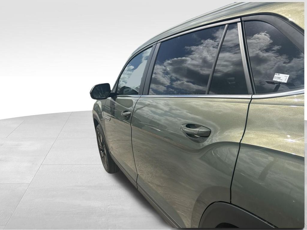 2026 Volkswagen Atlas Cross Sport 2.0T SE w/Technology Tampa FL