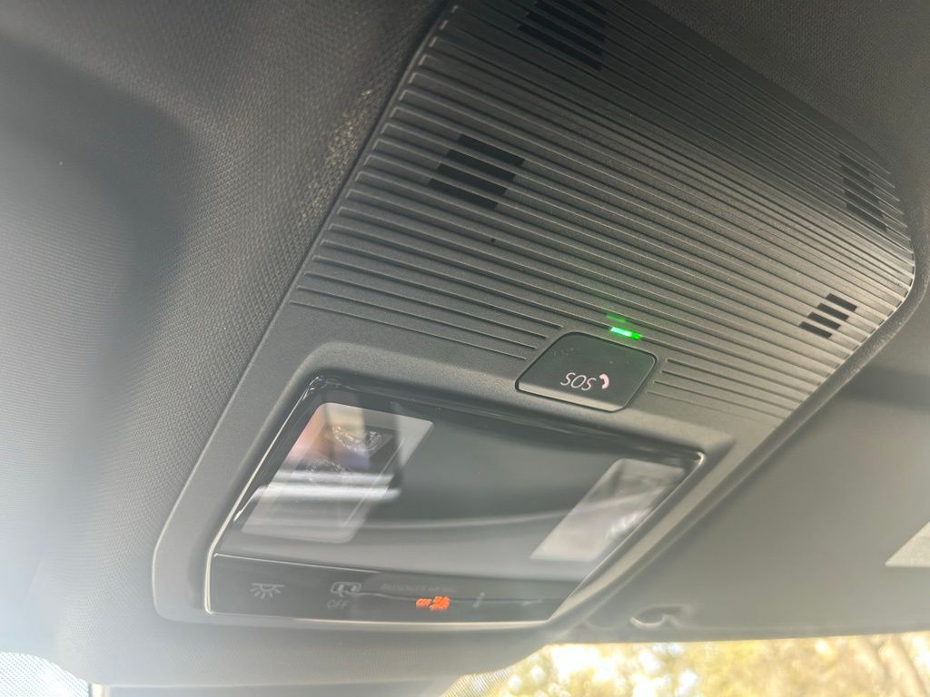 2026 Volkswagen Atlas Cross Sport 2.0T SE w/Technology Tampa FL