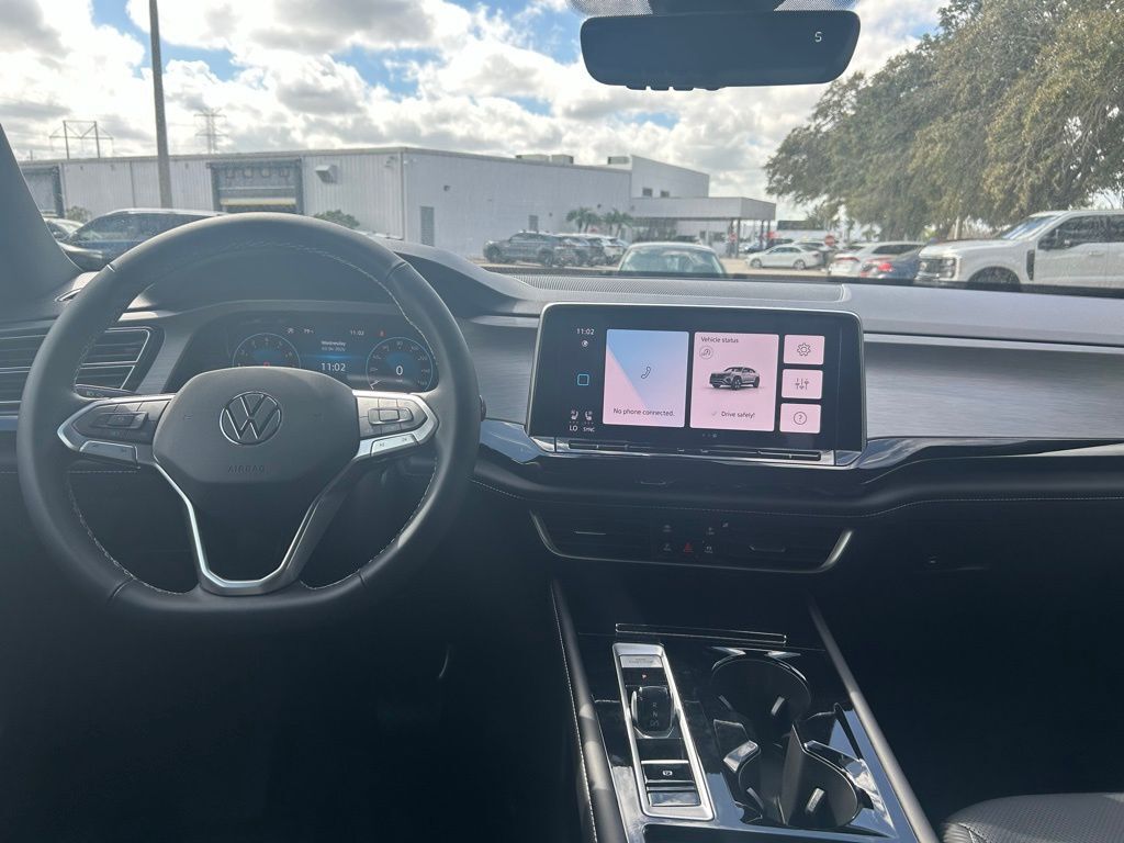 2026 Volkswagen Atlas Cross Sport 2.0T SE w/Technology Tampa FL