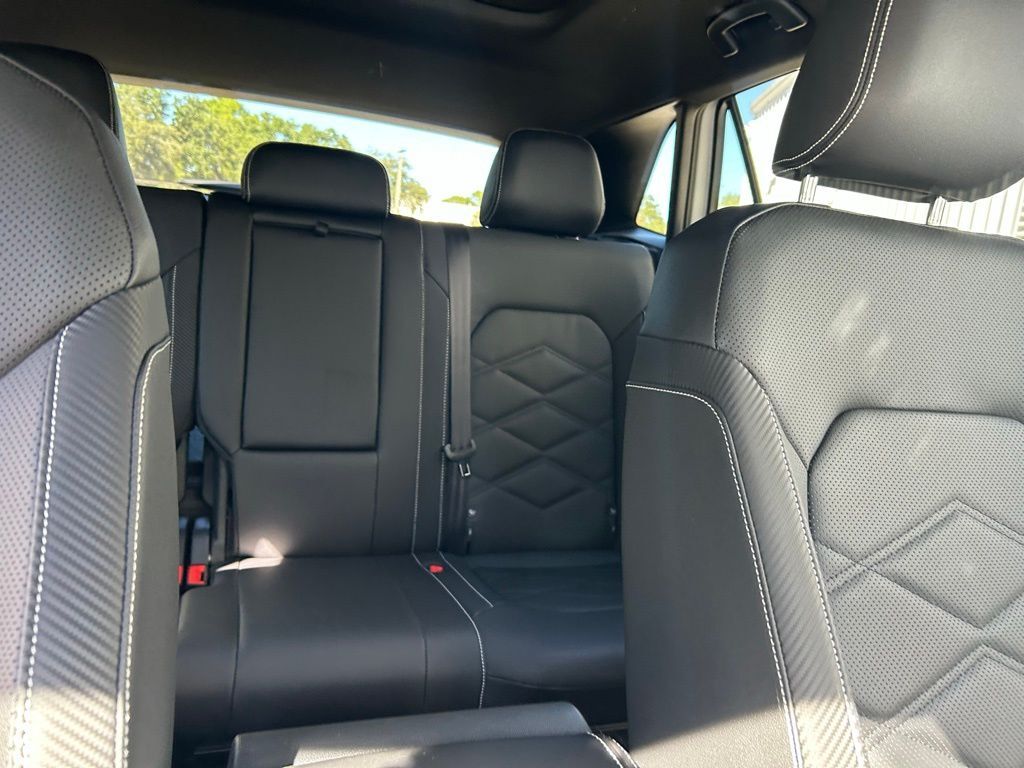 2026 Volkswagen Atlas Cross Sport 2.0T SE w/Technology Tampa FL