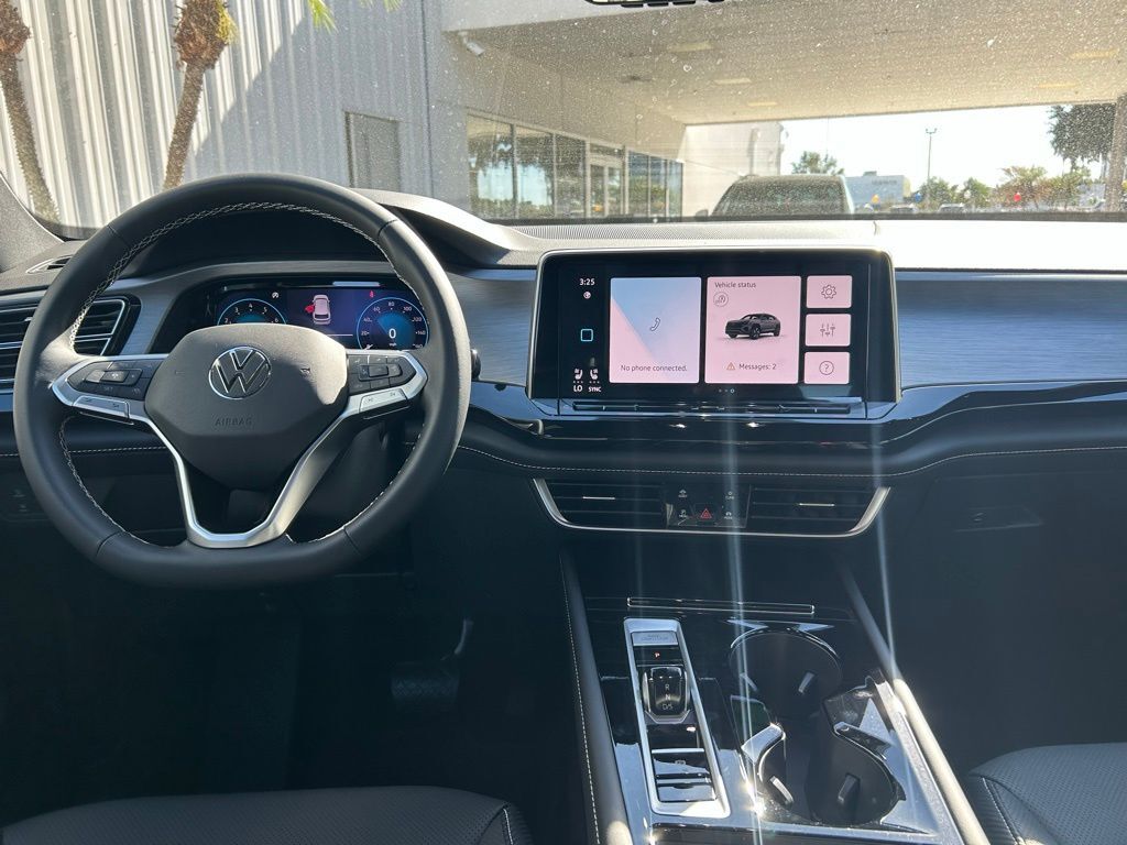 2026 Volkswagen Atlas Cross Sport 2.0T SE w/Technology Tampa FL