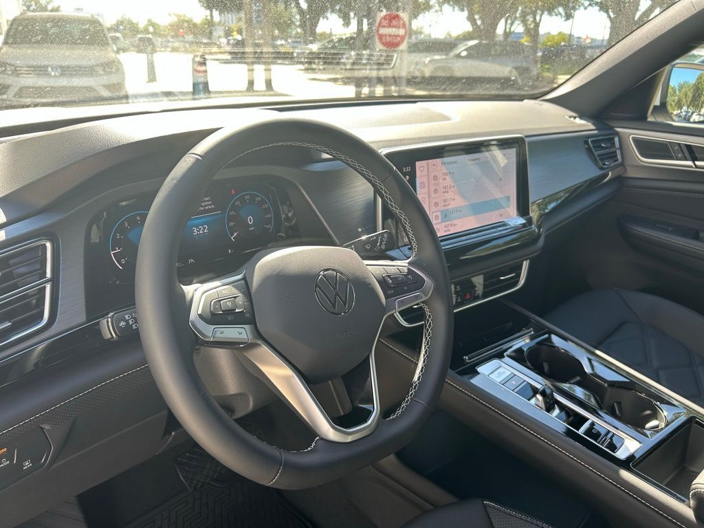 2026 Volkswagen Atlas Cross Sport 2.0T SE w/Technology Tampa FL