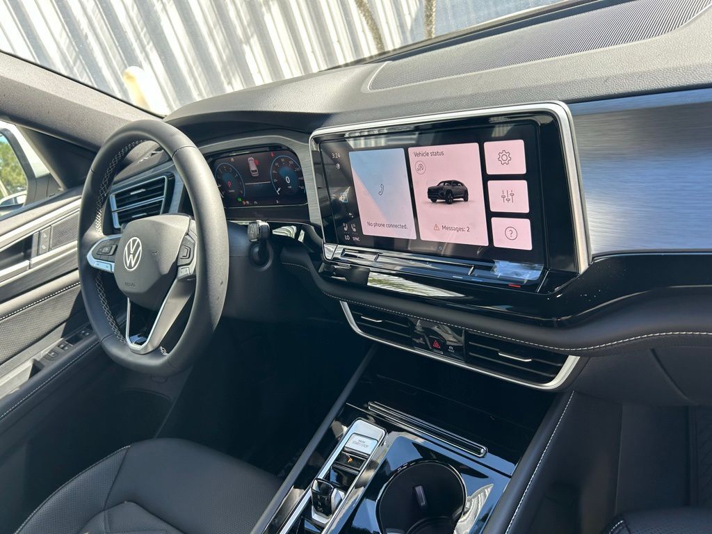 2026 Volkswagen Atlas Cross Sport 2.0T SE w/Technology Tampa FL