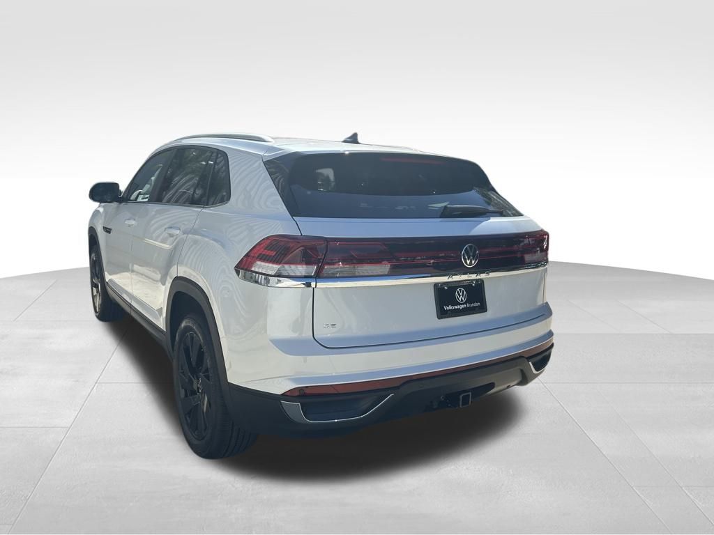 2026 Volkswagen Atlas Cross Sport 2.0T SE w/Technology Tampa FL