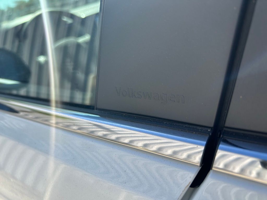 2026 Volkswagen Atlas Cross Sport 2.0T SE w/Technology Tampa FL