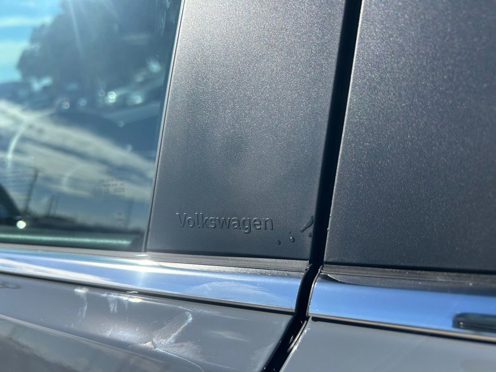 2026 Volkswagen Atlas Cross Sport 2.0T SE w/Technology Tampa FL