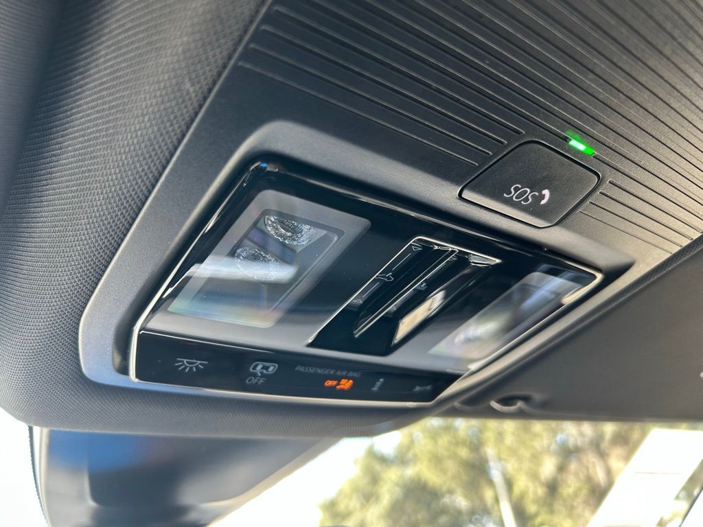 2026 Volkswagen Atlas Cross Sport 2.0T SE w/Technology Tampa FL