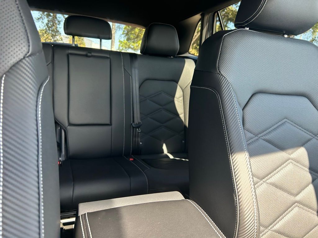 2026 Volkswagen Atlas Cross Sport 2.0T SE w/Technology Tampa FL