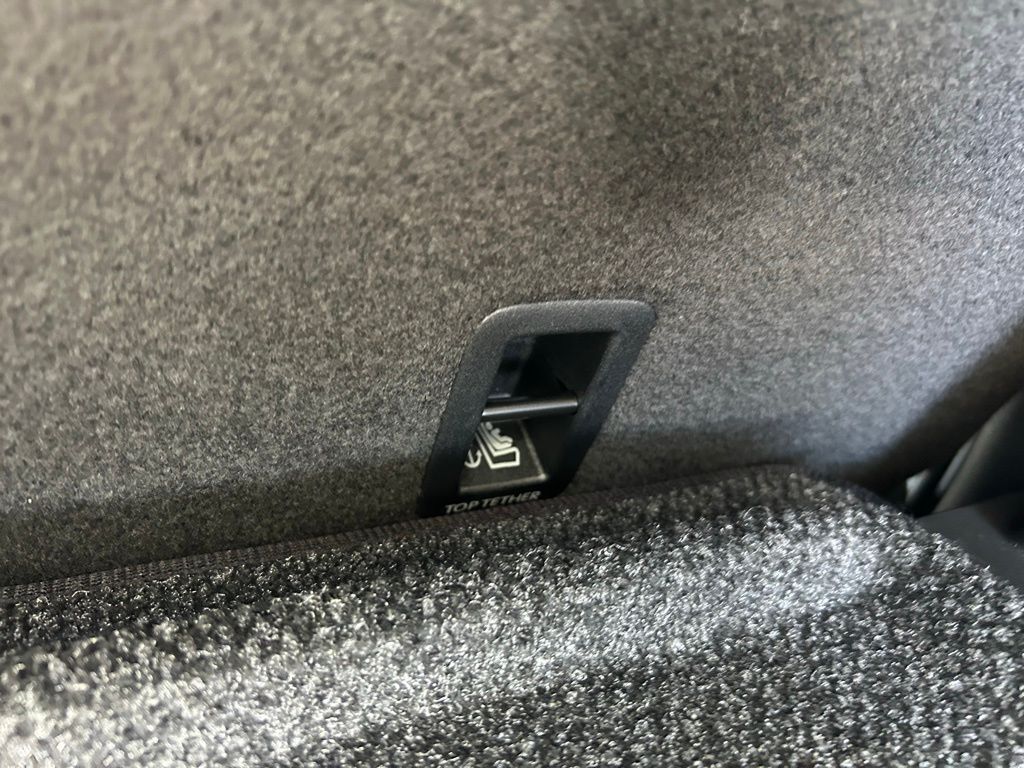 2026 Volkswagen Atlas Cross Sport 2.0T SE w/Technology Tampa FL