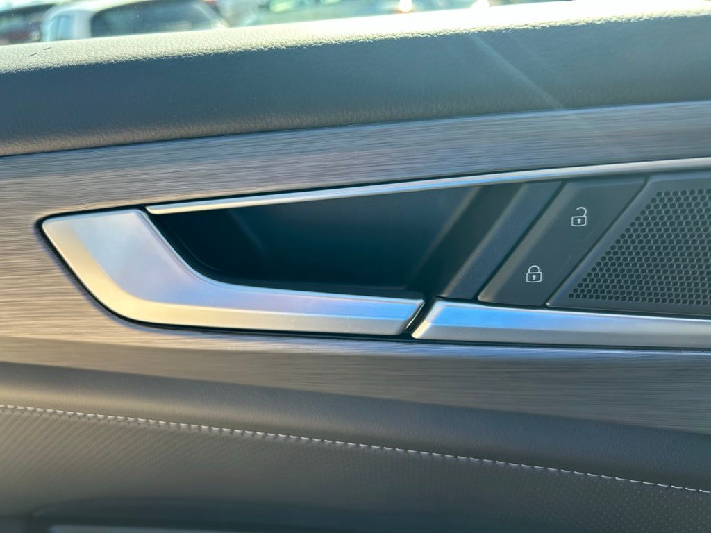 2026 Volkswagen Atlas Cross Sport 2.0T SE w/Technology Tampa FL