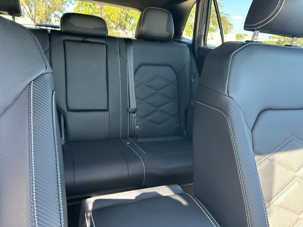 2026 Volkswagen Atlas Cross Sport 2.0T SE w/Technology Tampa FL