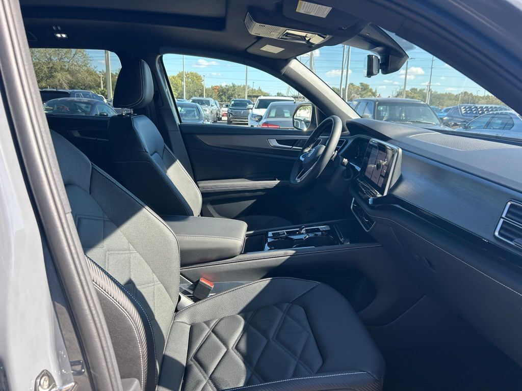 2026 Volkswagen Atlas Cross Sport 2.0T SE w/Technology Tampa FL