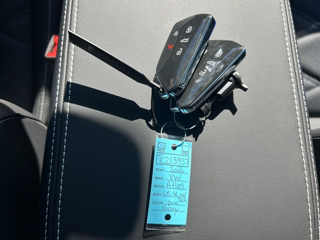 2026 Volkswagen Atlas Cross Sport 2.0T SE w/Technology Tampa FL