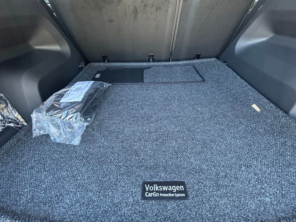 2026 Volkswagen Atlas Cross Sport 2.0T SE w/Technology Tampa FL