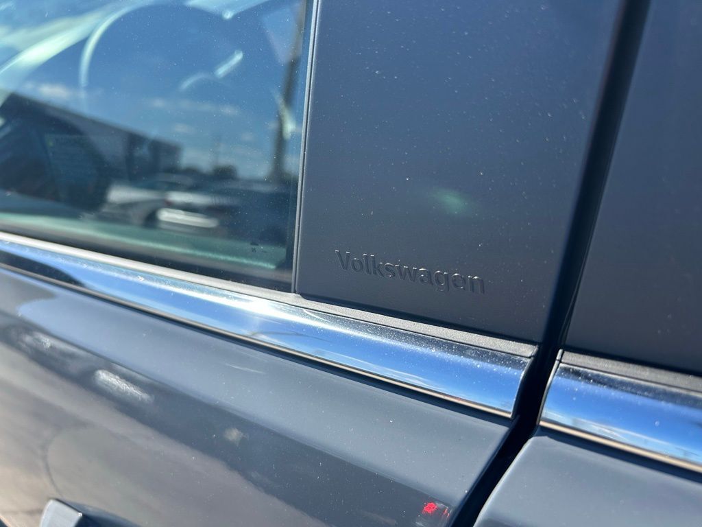 2026 Volkswagen Atlas Cross Sport 2.0T SE w/Technology Tampa FL