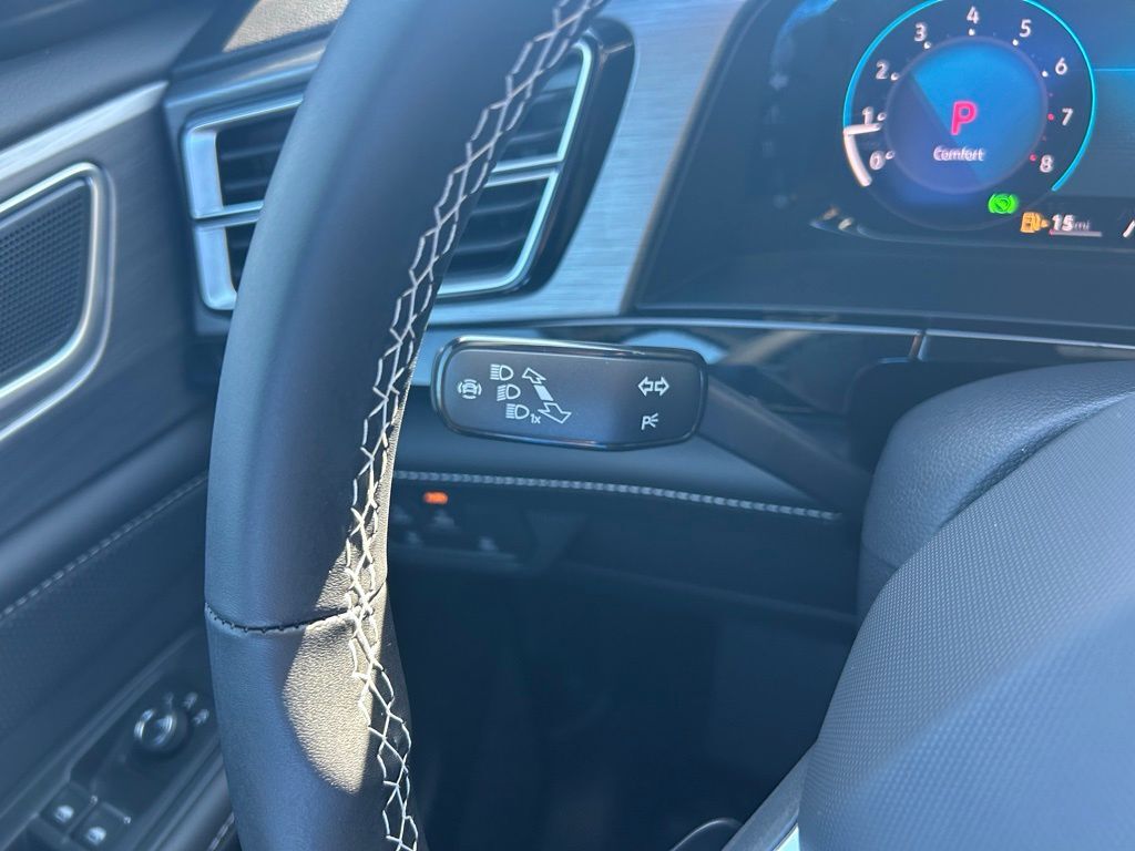 2026 Volkswagen Atlas Cross Sport 2.0T SE w/Technology Tampa FL