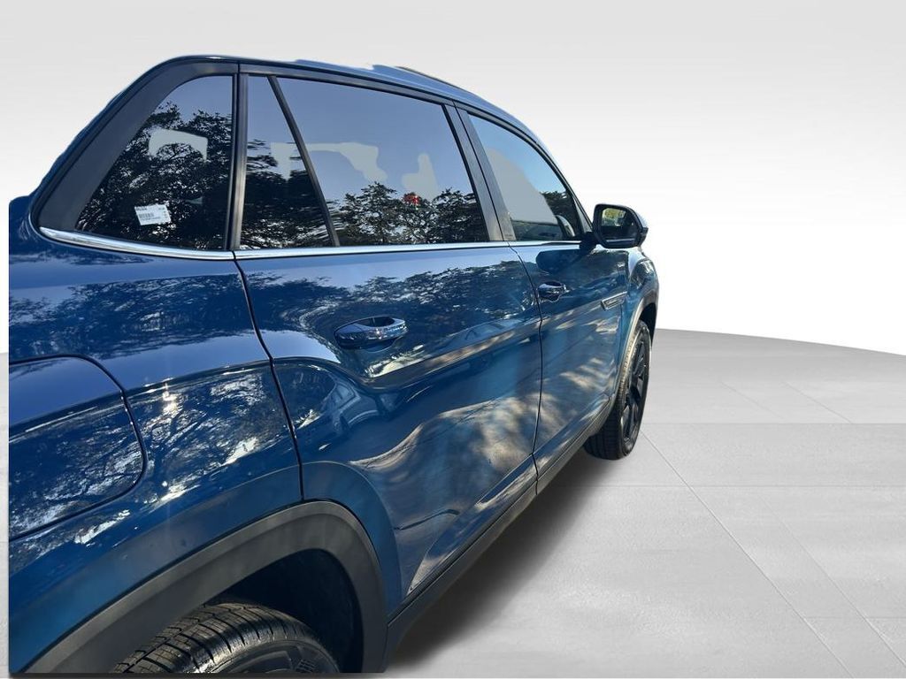 2026 Volkswagen Atlas Cross Sport 2.0T SE w/Technology Tampa FL