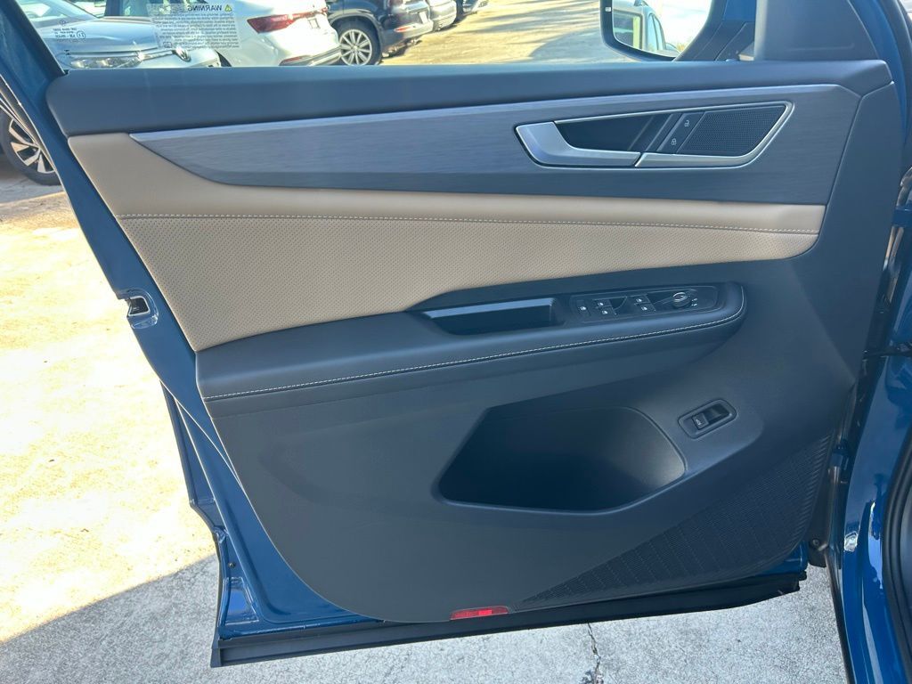 2026 Volkswagen Atlas Cross Sport 2.0T SE w/Technology Tampa FL