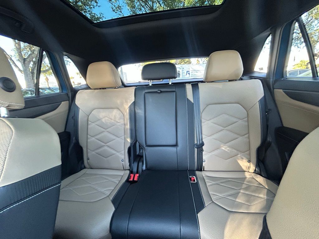 2026 Volkswagen Atlas Cross Sport 2.0T SE w/Technology Tampa FL