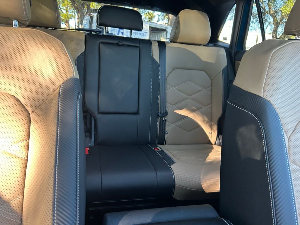 2026 Volkswagen Atlas Cross Sport 2.0T SE w/Technology Tampa FL