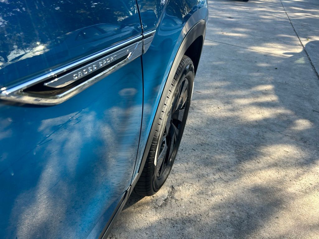 2026 Volkswagen Atlas Cross Sport 2.0T SE w/Technology Tampa FL