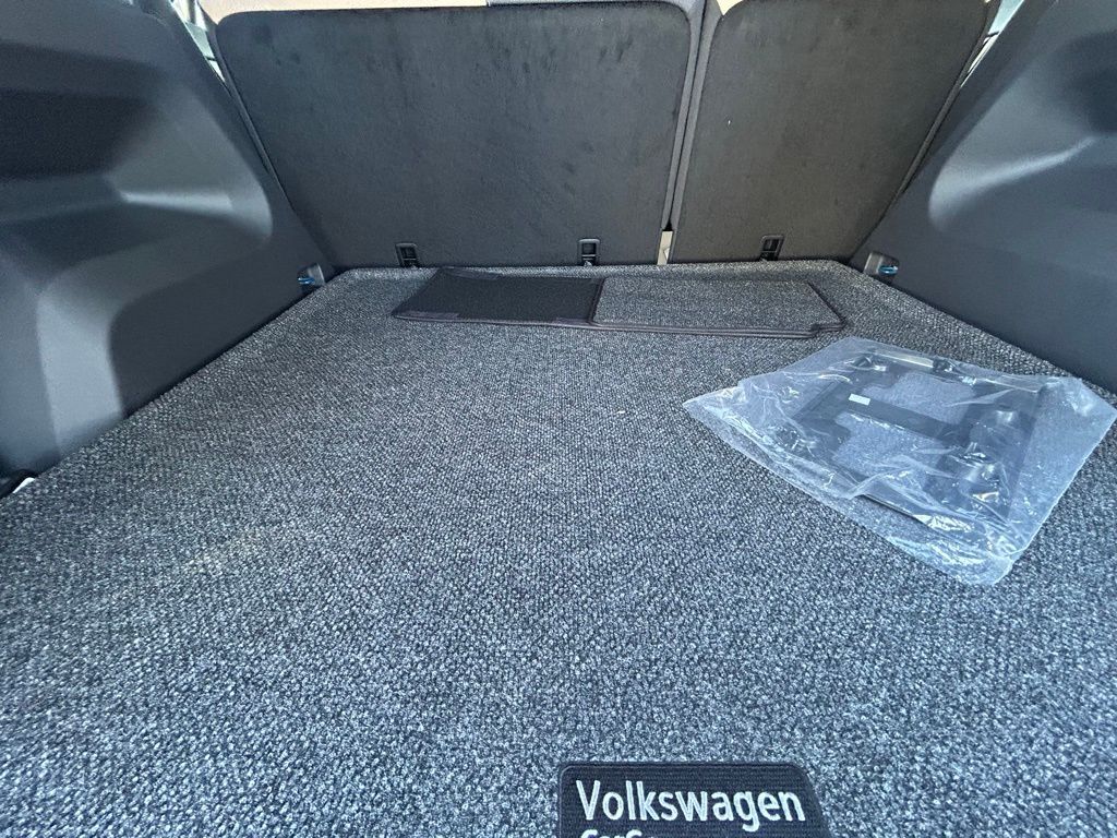 2026 Volkswagen Atlas Cross Sport 2.0T SE w/Technology Tampa FL