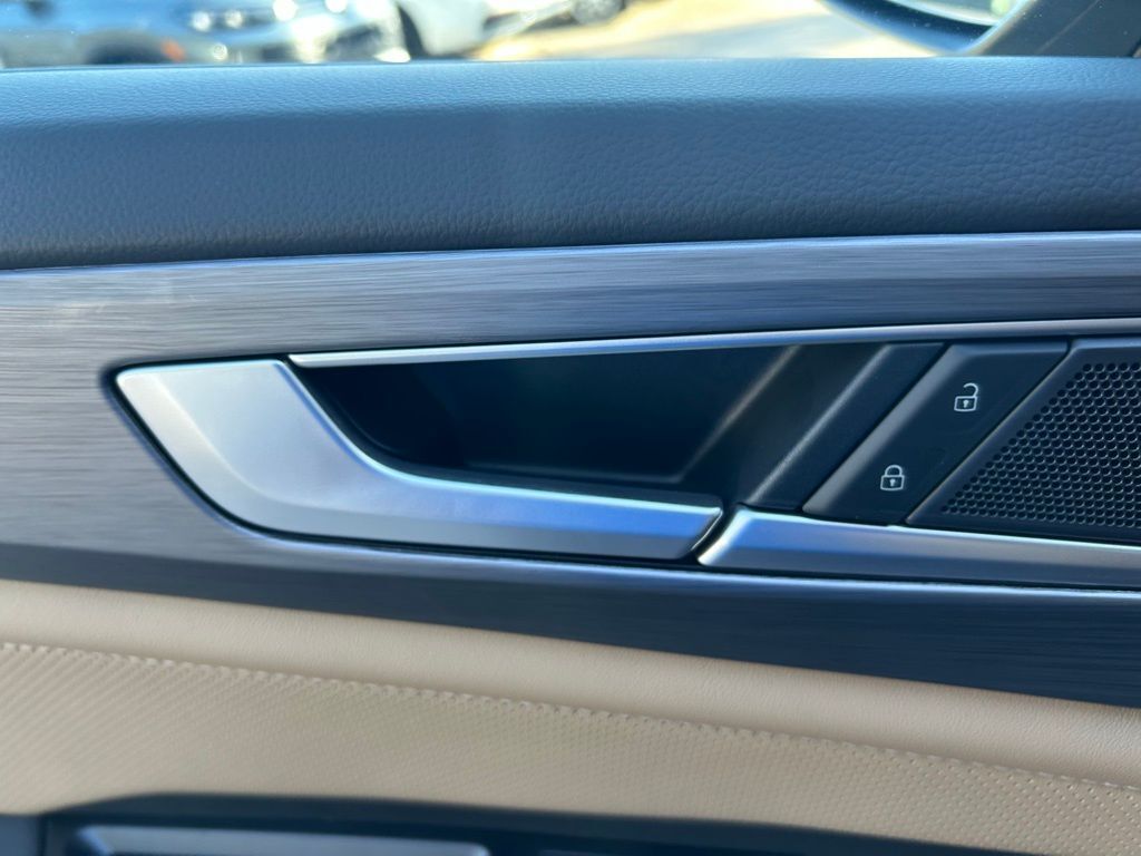 2026 Volkswagen Atlas Cross Sport 2.0T SE w/Technology Tampa FL