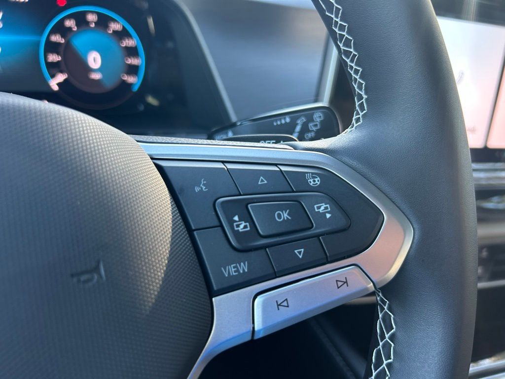 2026 Volkswagen Atlas Cross Sport 2.0T SE w/Technology Tampa FL