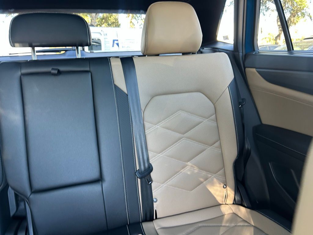 2026 Volkswagen Atlas Cross Sport 2.0T SE w/Technology Tampa FL