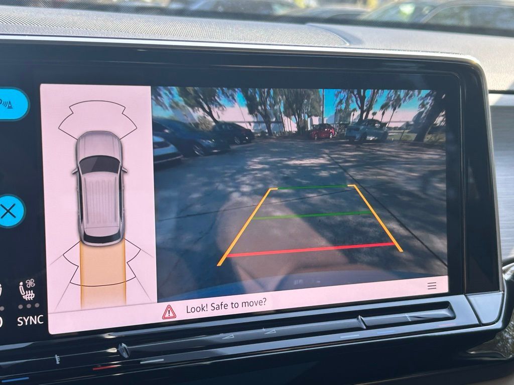 2026 Volkswagen Atlas Cross Sport 2.0T SE w/Technology Tampa FL