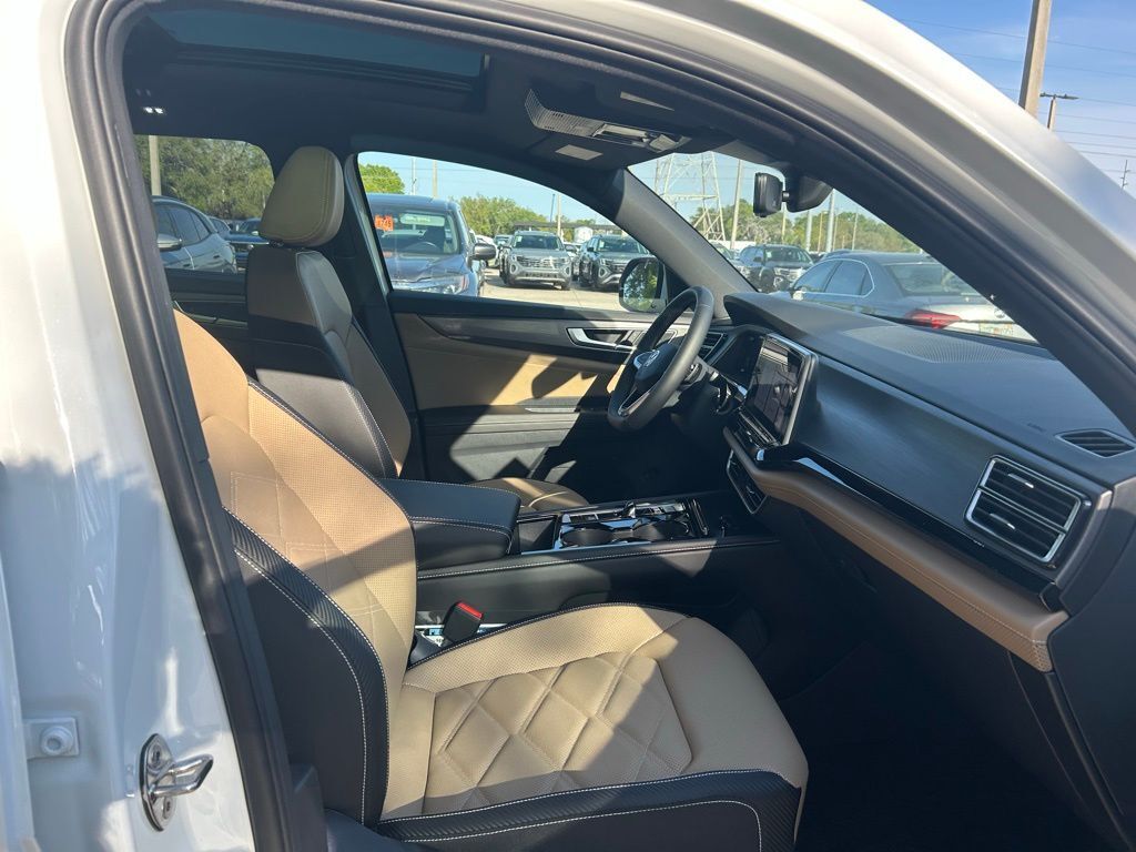 2026 Volkswagen Atlas Cross Sport 2.0T SE w/Technology Tampa FL