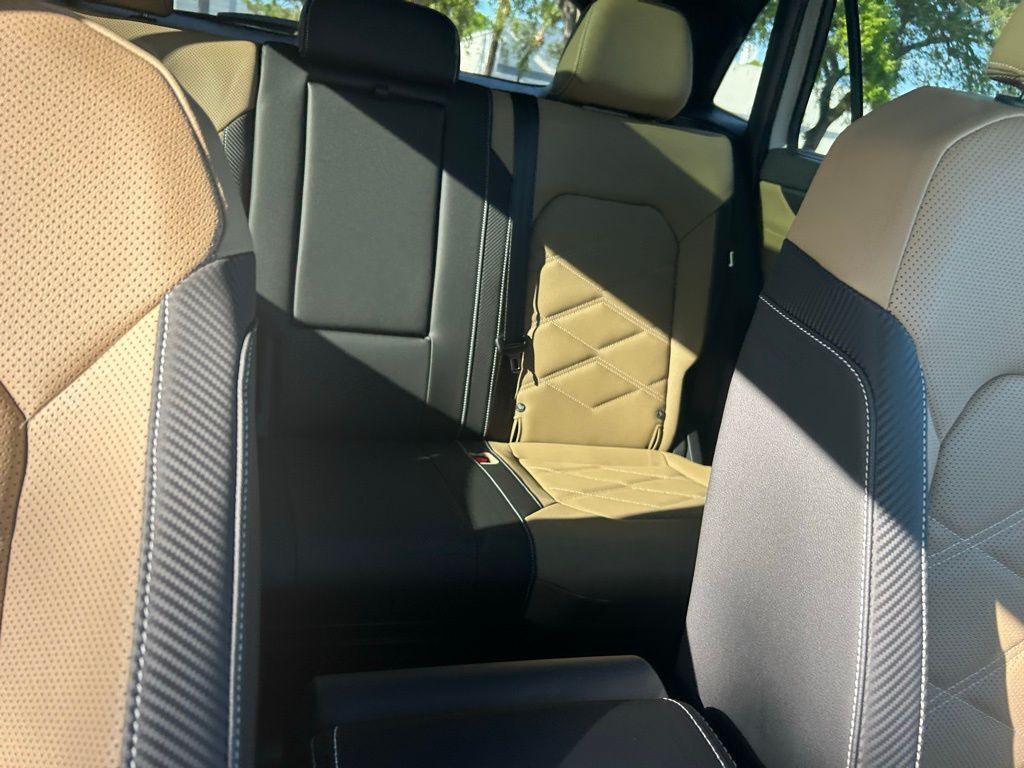 2026 Volkswagen Atlas Cross Sport 2.0T SE w/Technology Tampa FL