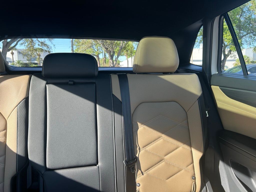 2026 Volkswagen Atlas Cross Sport 2.0T SE w/Technology Tampa FL