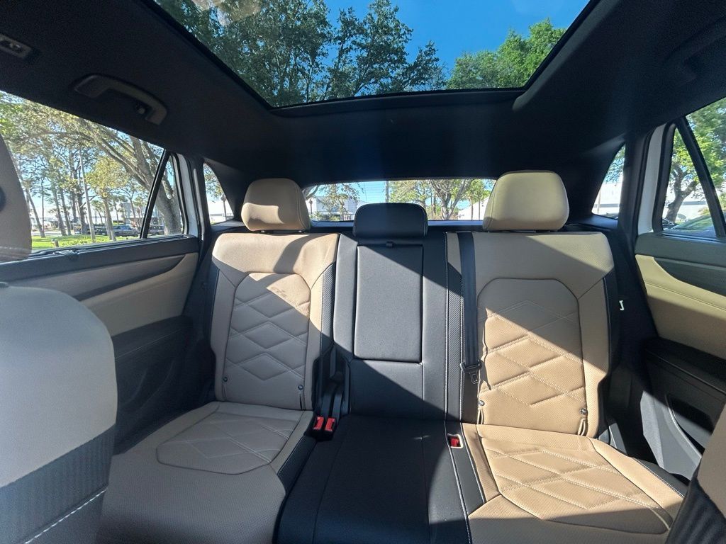 2026 Volkswagen Atlas Cross Sport 2.0T SE w/Technology Tampa FL