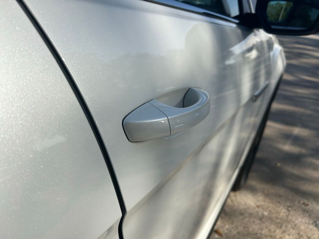 2026 Volkswagen Atlas Cross Sport 2.0T SE w/Technology Tampa FL